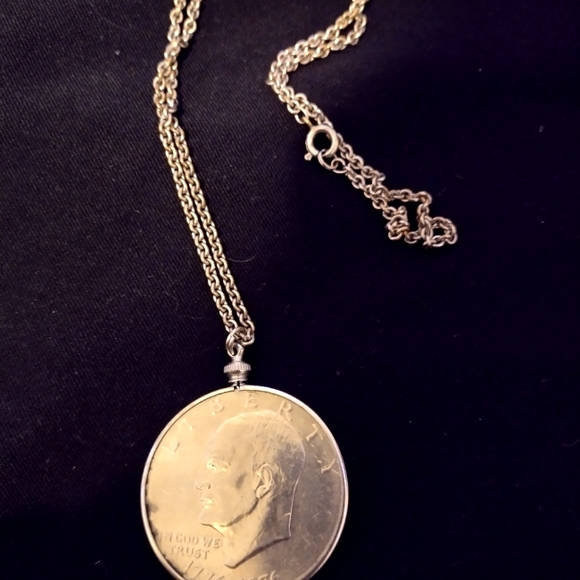 Collier Pièce Dollar Argent 1972 Avec Chaîne - Bijou Vintage Occasion, Revere Mfg